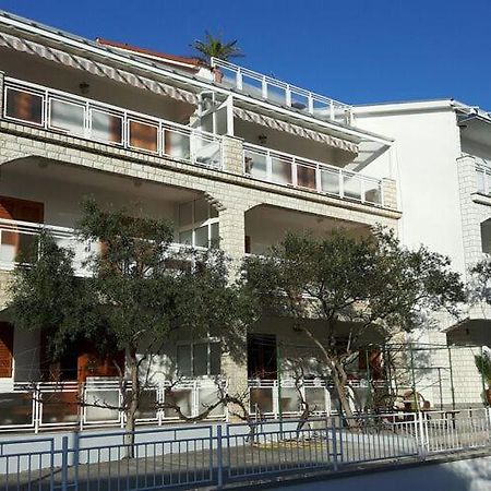 Apartments Adelheid In Biograd, Close To The Beach Биоград-на-Мору Экстерьер фото