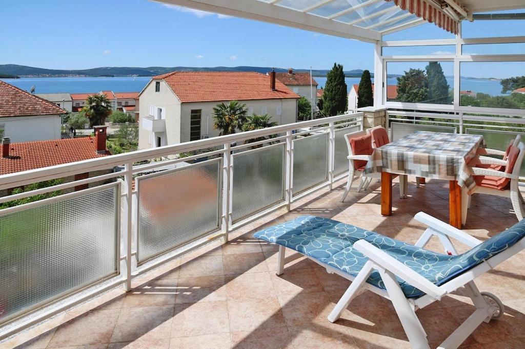 Apartments Adelheid In Biograd, Close To The Beach Биоград-на-Мору Экстерьер фото