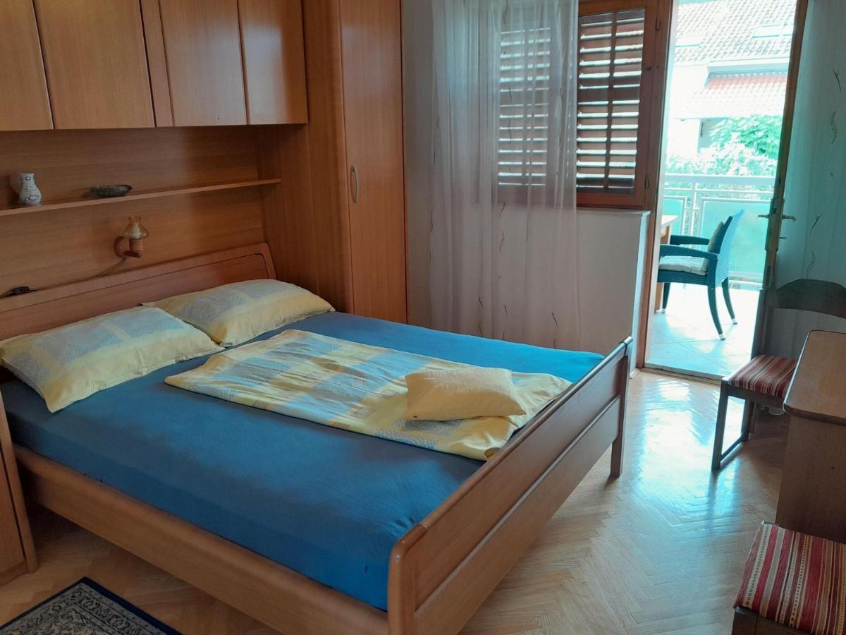 Apartments Adelheid In Biograd, Close To The Beach Биоград-на-Мору Экстерьер фото